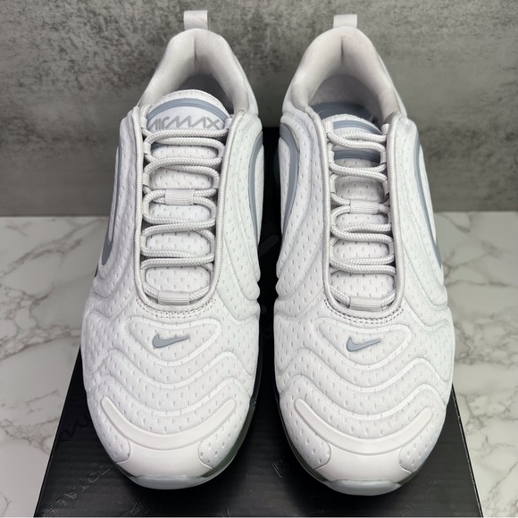 Nike Air Max 720 - Picture 13 of 15